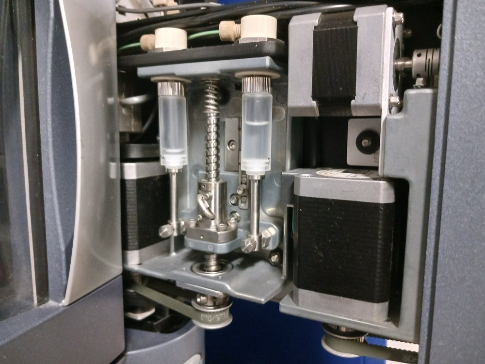 Waters Complete UPLC System with Work Station in excellent condition