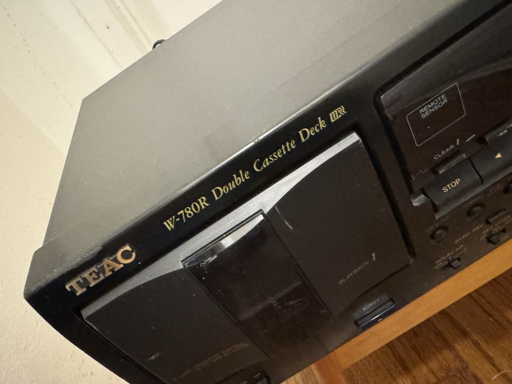 TEAC W-780R double cassette deck