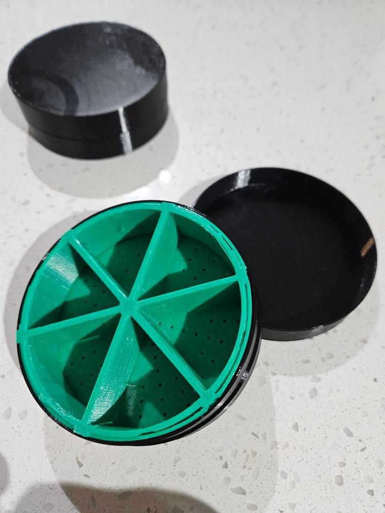 White Seed Puck (Black Inlay) Premium Germination Kit System