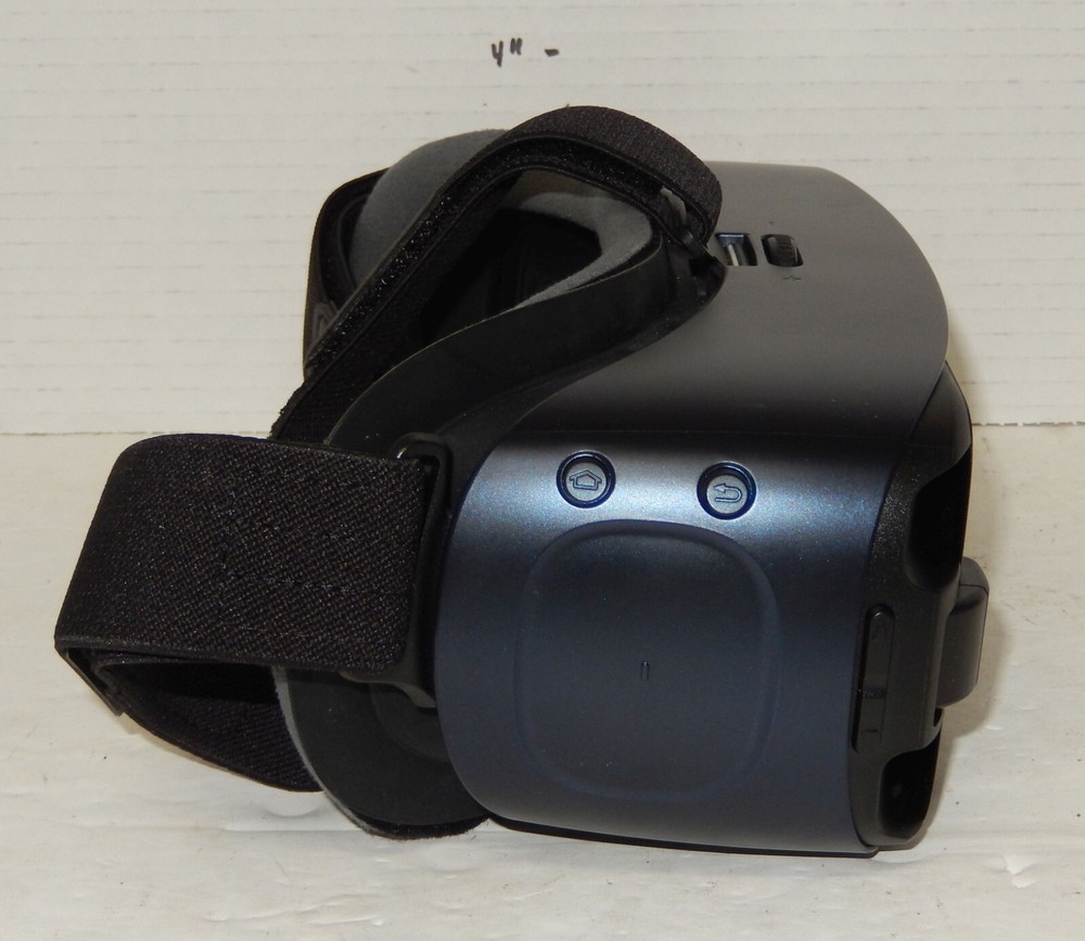 Samsung Gear VR Headset Goggles Virtual & Augmented Reality