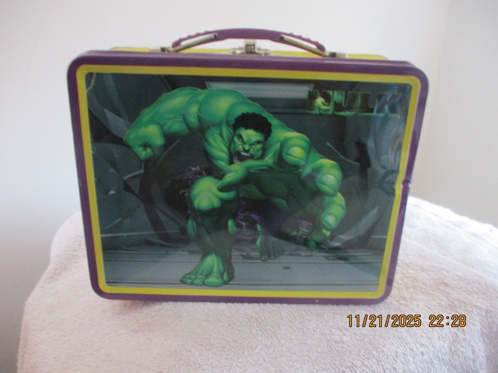 HULK TIN LUNCHBOX