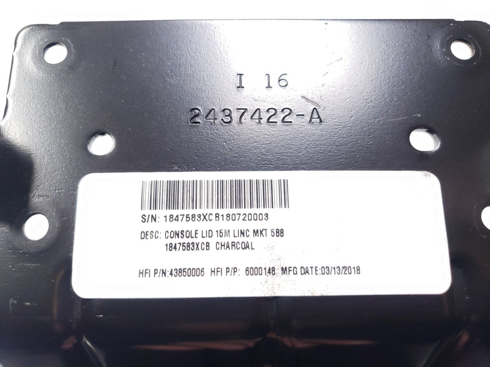 2018 Lincoln MKT Center Console Armrest OEM