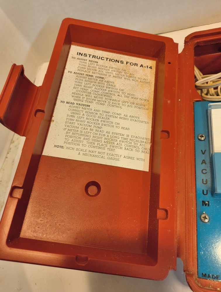 Vintage Vacuum Analyzer Model A-14 "Annie"