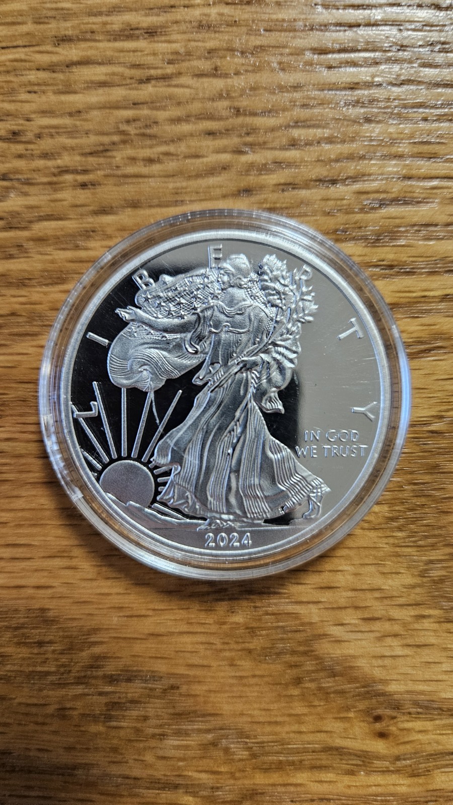 Beautiful 2024 SILV*ER AMERICAN EAGLES 1 OZ BULLION COIN