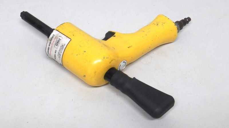 Aircraft Tools - Cherry Lightweight Nut Plate Riveter G902 ..............(3-2-4)