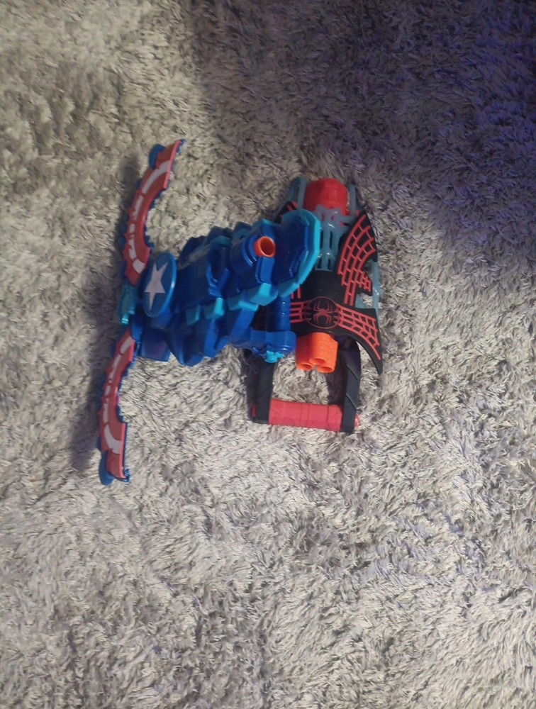 Nerf Marvel Avengers Assembler Captain America's Shield Blaster, Spider Man Web