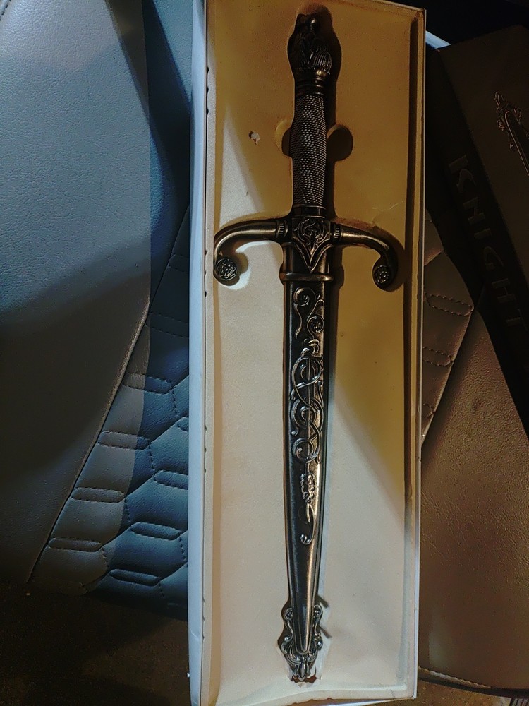 Knights Dagger Art No. Ck069 Stainless