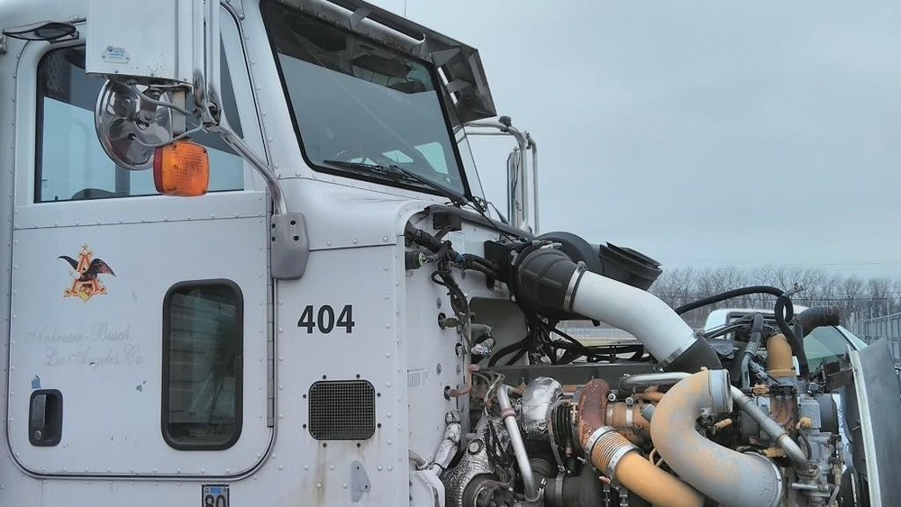 Replaces 2008 PETERBILT 384 CAB , OH