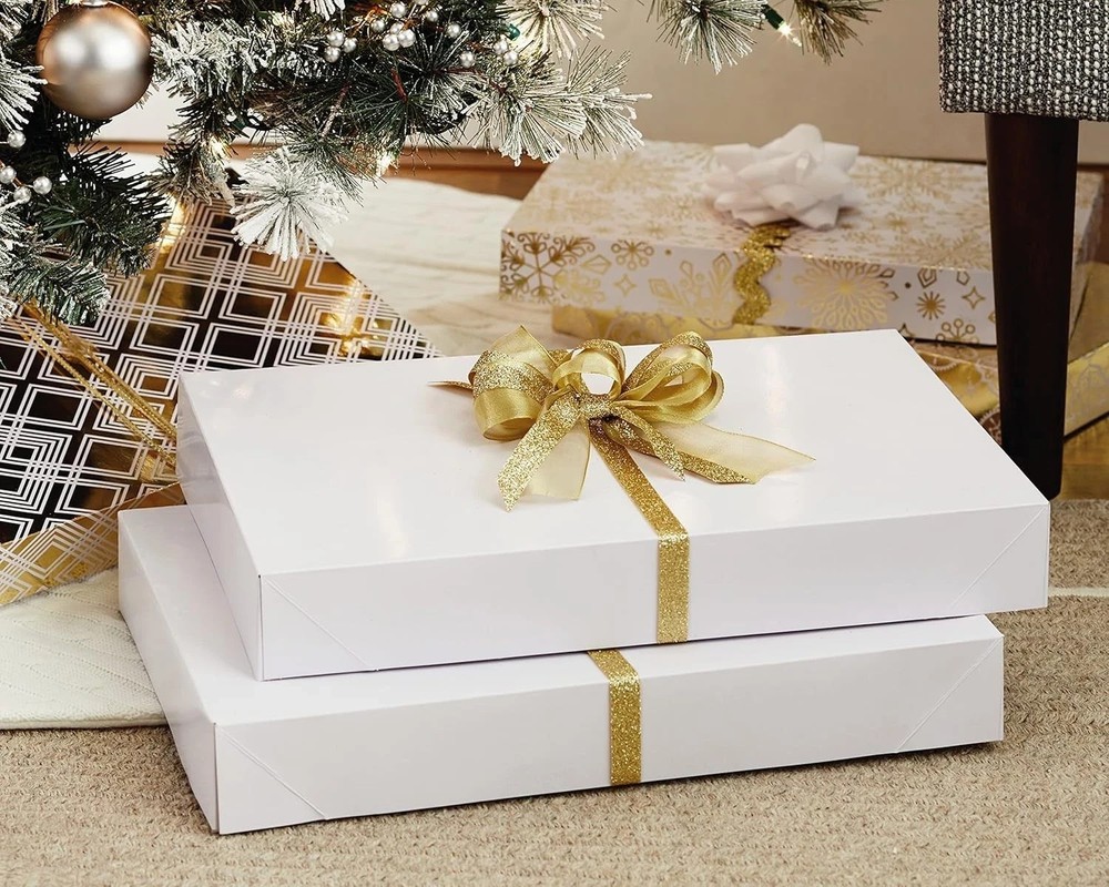 Hallmark XLarge Gift Boxes with Lids (12 Robe Boxes, Select Size, White