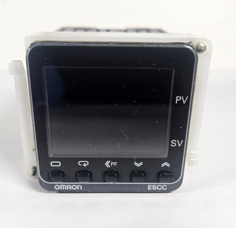 Omron E5CC-RX3A5M-000 Digital Temperature Controller System  Module w Bracket