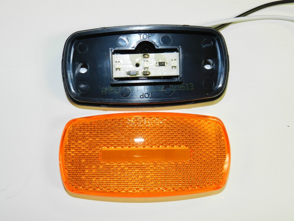 (1) AMBER Camper Trailer RV Light 3 LED 2 x 4 surface mount Clearance Black Base