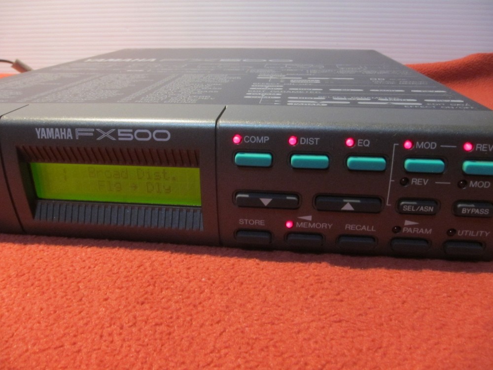 Yamaha Multi Effects Processor FX500 Guitar Effect w/ AC Adapter / Fast Shipping