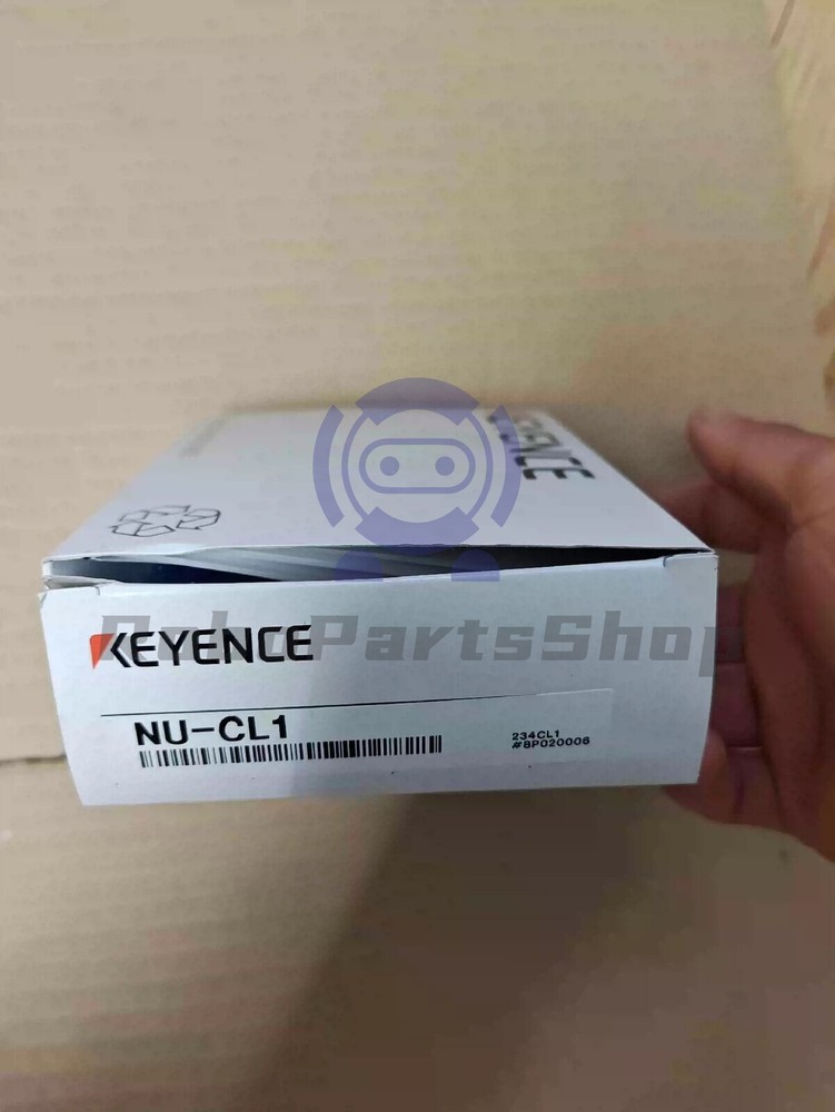 NEW  KEYENCE NU-CL1  1pcs