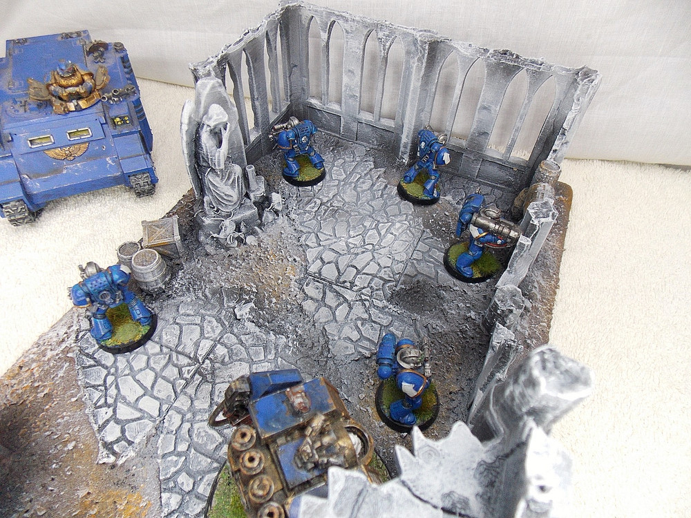 WARGAMING TERRAIN PAINTED BUILDING
