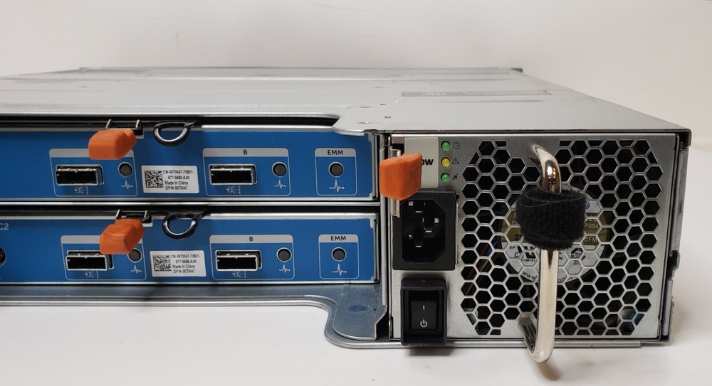 Dell Compellent SC220 - 2.5in [24] Drive Bay SAS Storage Array No HDDs