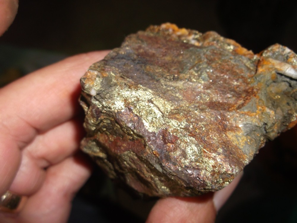 Gold, silver, copper, 362 grams samples ,ore high grade .