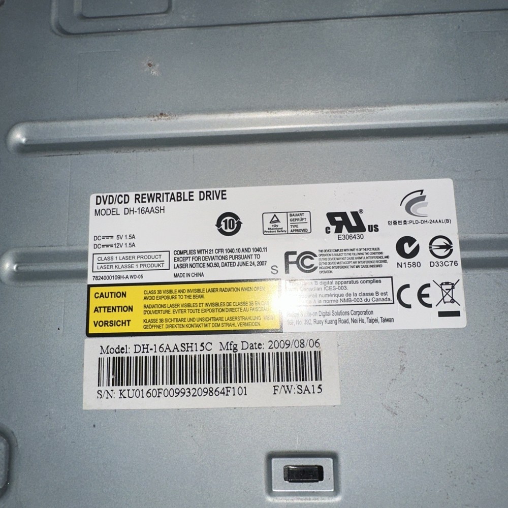 Sata CD DVD Internal 5.25 Drive Model DH-16AASH Philips Tested