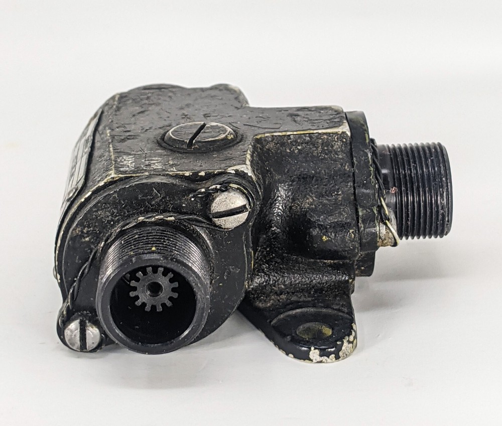 Gear Box T Drive / Lear / 761P / 84363