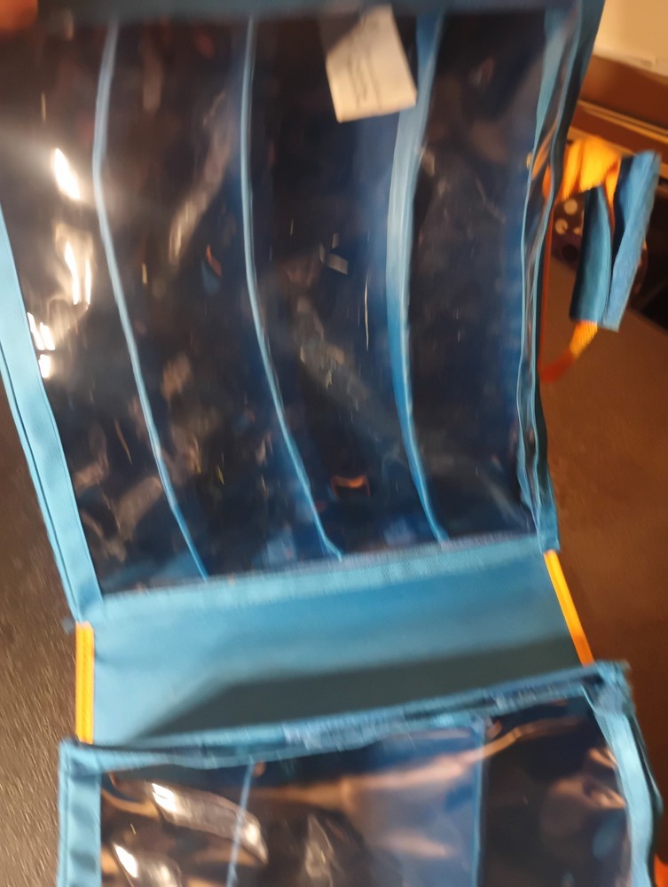 Skylanders Giants Display Carrying Storage Case Large - Blue Interior
