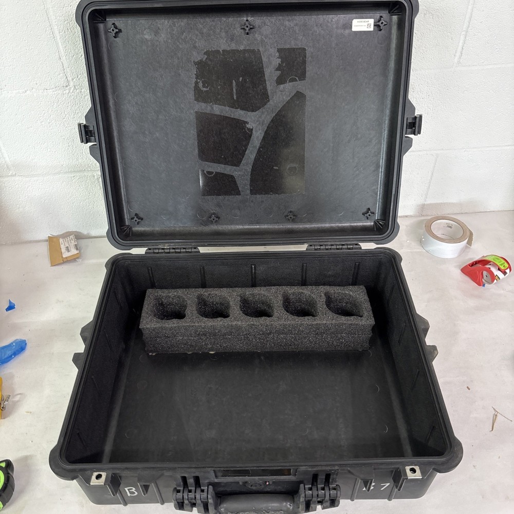 Pelican 1600 Protector Case Black