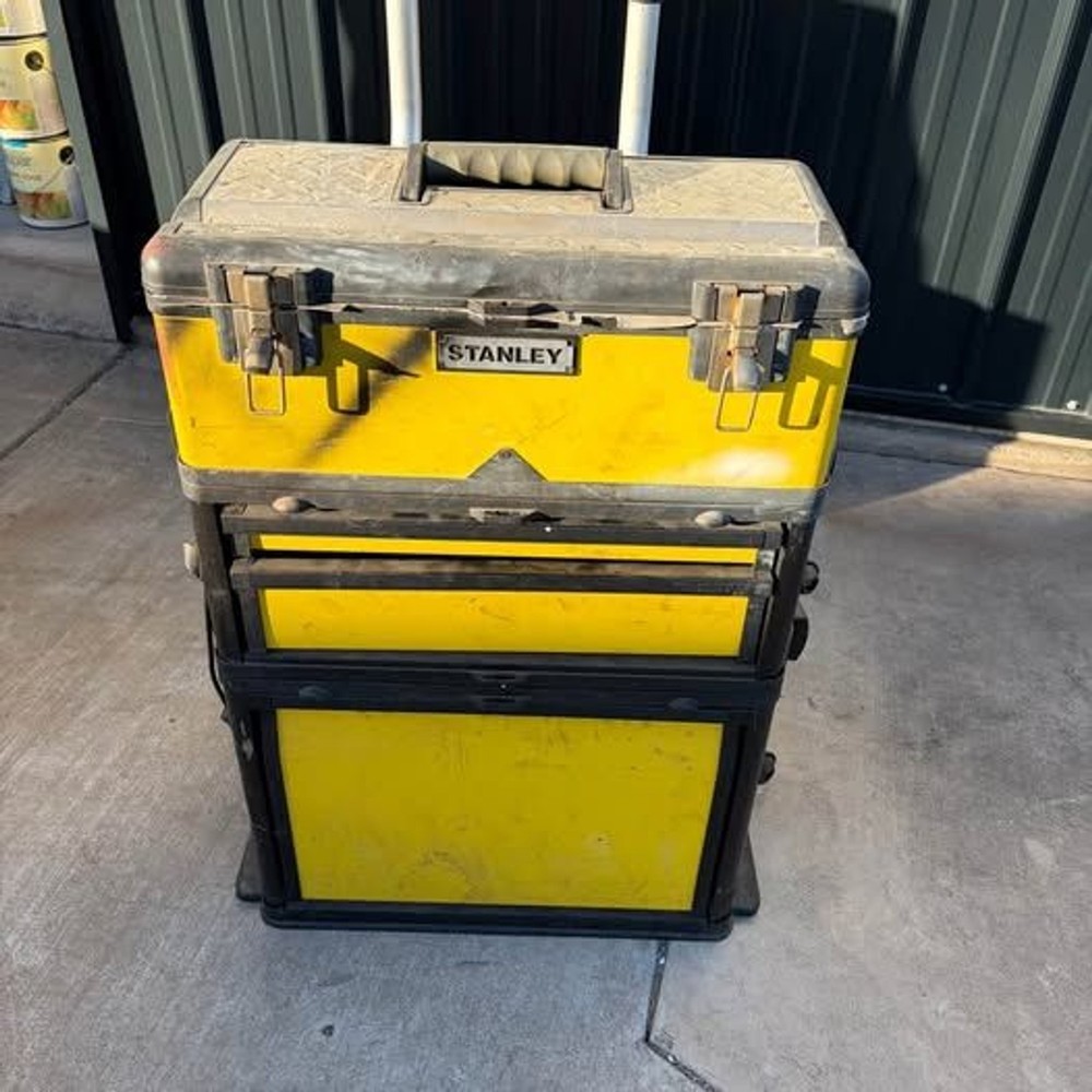 Stanley mobile tool box
