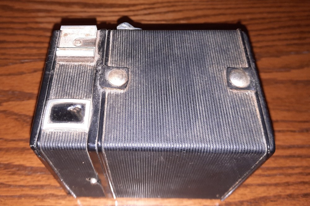 Vintage 1950s Tower Model 8 120mm Box Camera West Germany - Untested