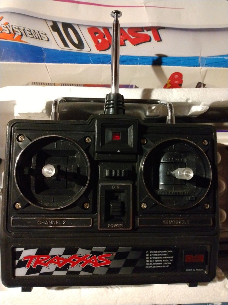 TRAXXAS BLAST High-Performance Race Boat RC Model 3810 Untested No Batteries