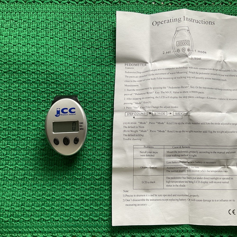 PEDOMETER - Tiny Size, Lightweight - NEW