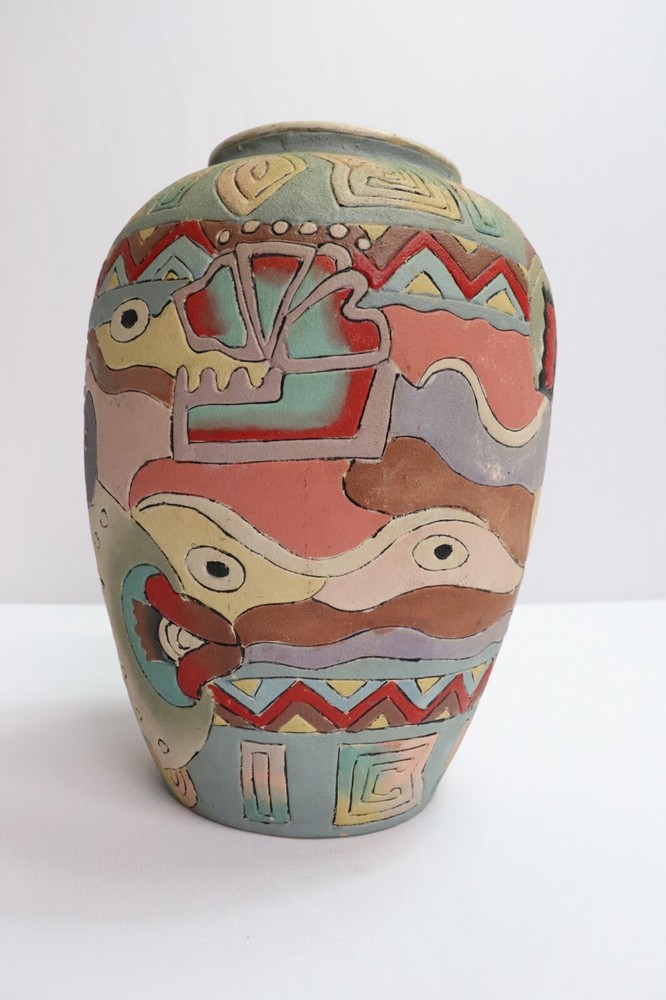 Ceramic Carved 10"