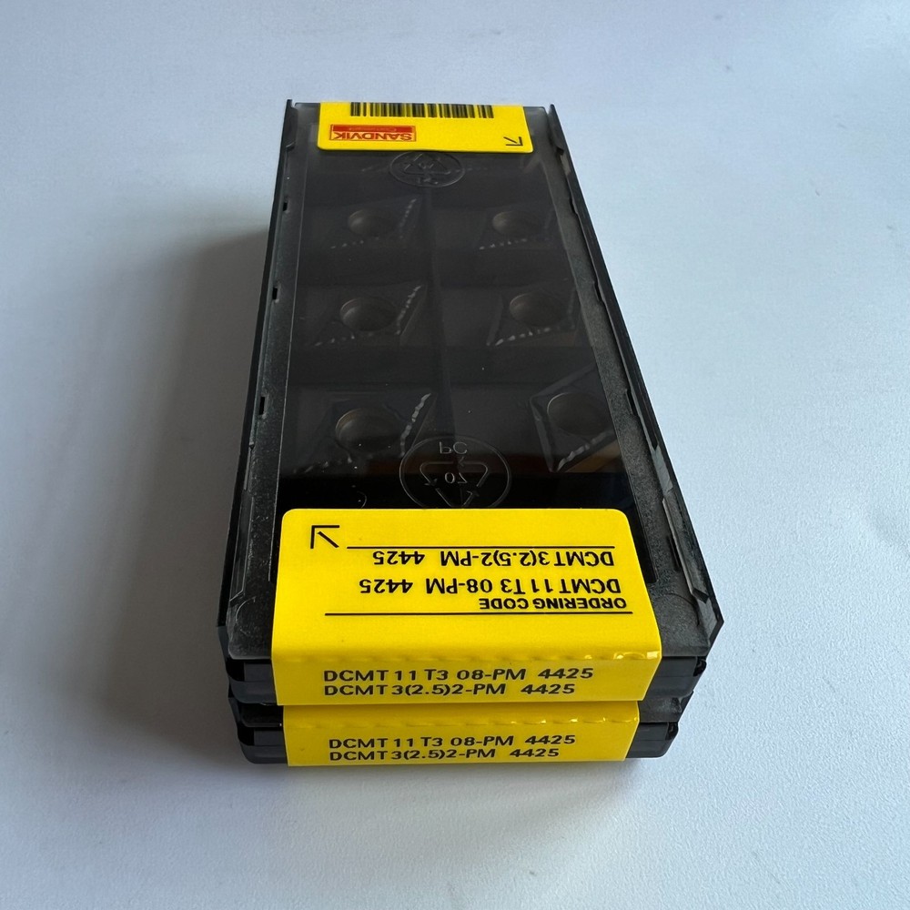 10Pcs/BOX Sandvik DCMT11T308-PM 4425
