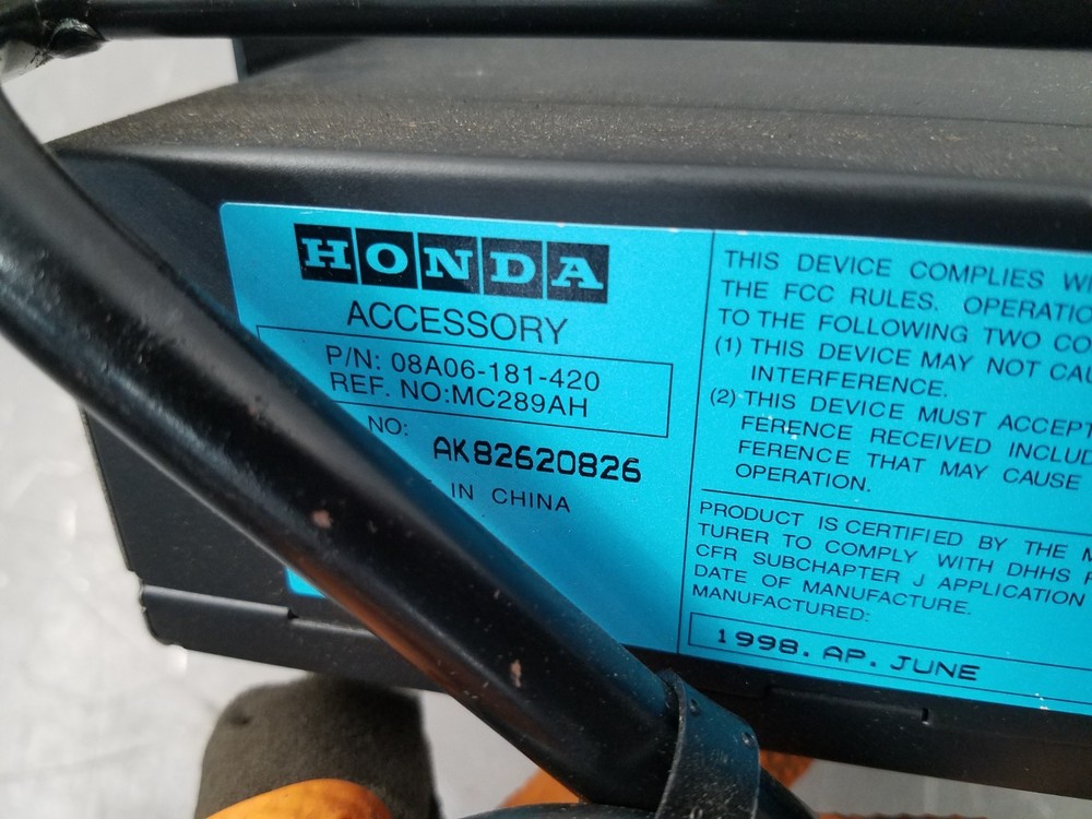 2003 Honda S2000 AP1 CD Changer #1411 E6
