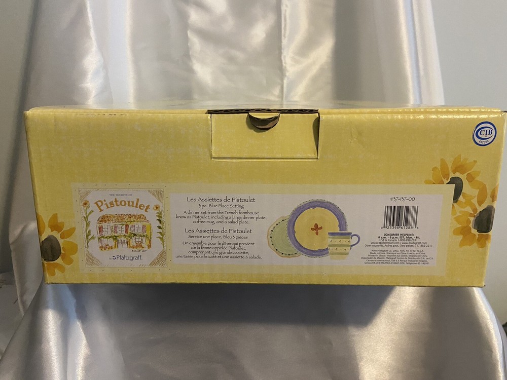pistoulet pfaltzgraff Three-piece blue place setting New