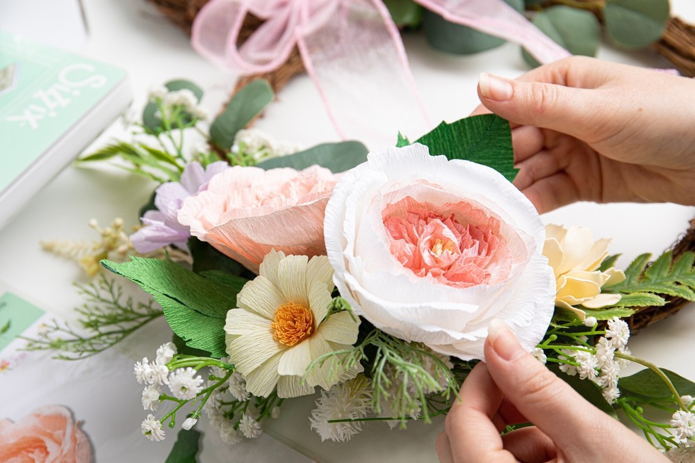 Sizzix Thinlits 7pc set Garden Rose #666120 Retail $36.99 by J. Slack REALISTIC!