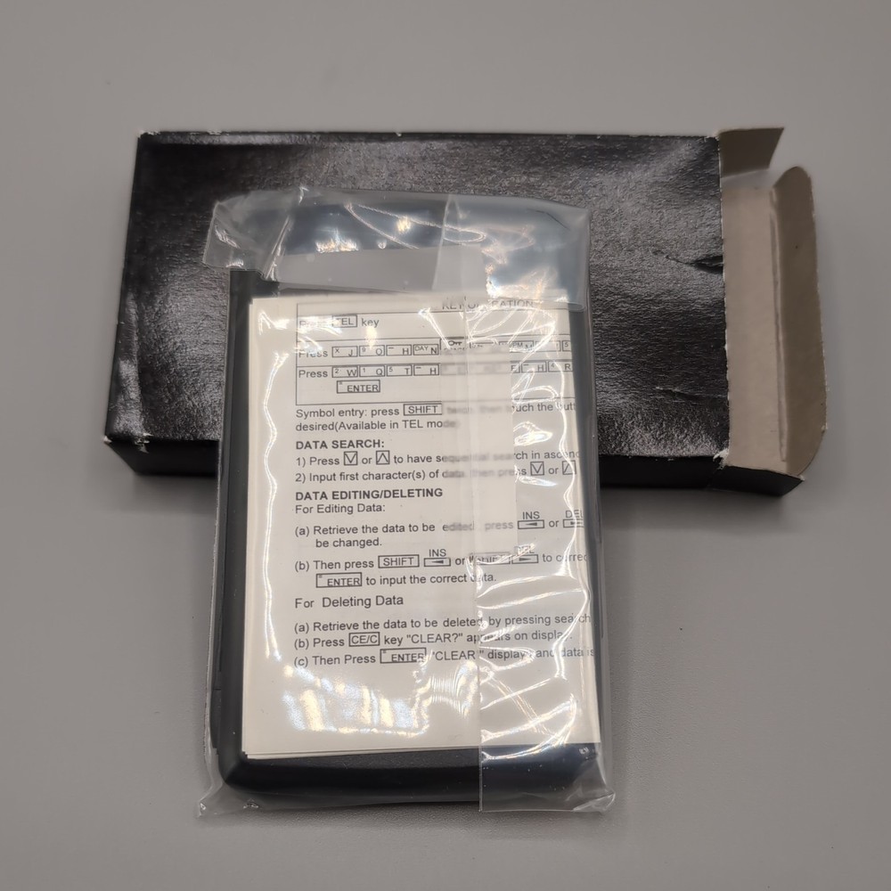 Vintage Electronic Organizer / scrolling ad message x3 untested needs batteries