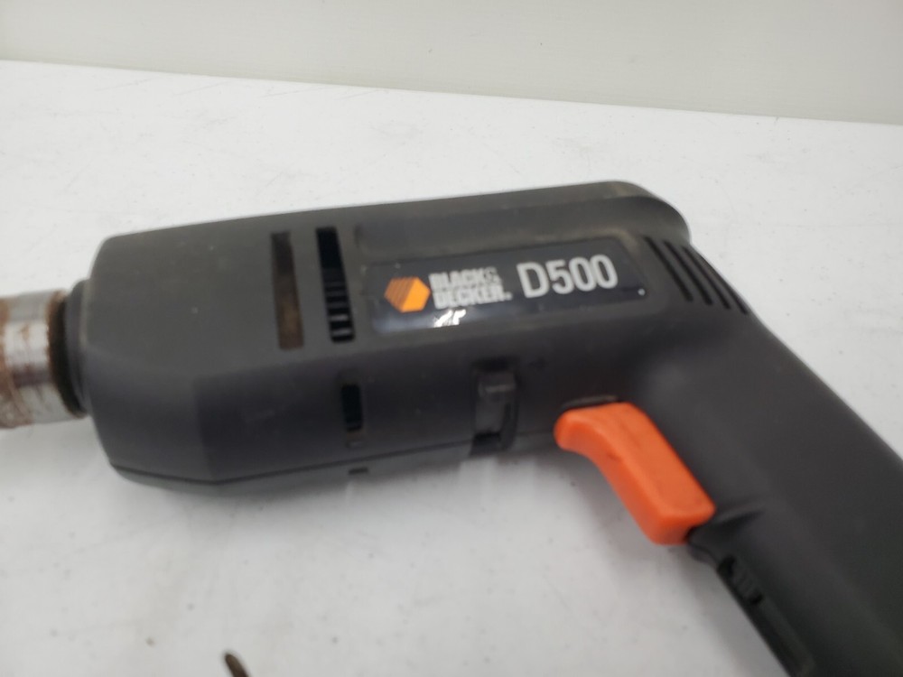 Black & Decker D500 3/8-in Single Speed Reversible Drill CORDED (DNT0426C DD1)