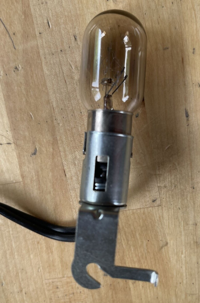 Singer 4525 Sewing Machine Light socket and Cord