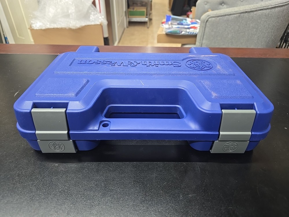 Smith And Wesson .357 586-8 Plastic Case