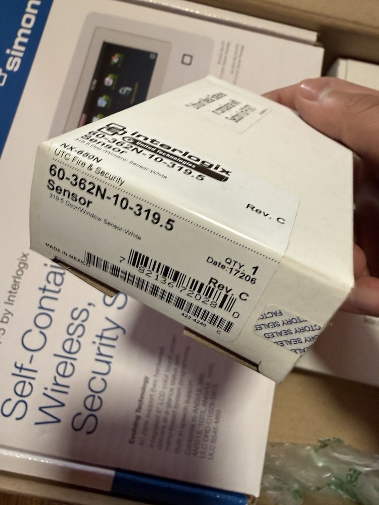 Interlogix Simon XTi-5, Pet Immune Sensor, Micro KeyFob, Door/Window Sensor, New