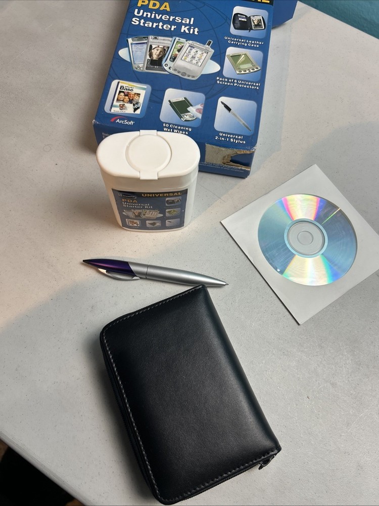 iConcepts Universal PDA Starter Kit (70446A)