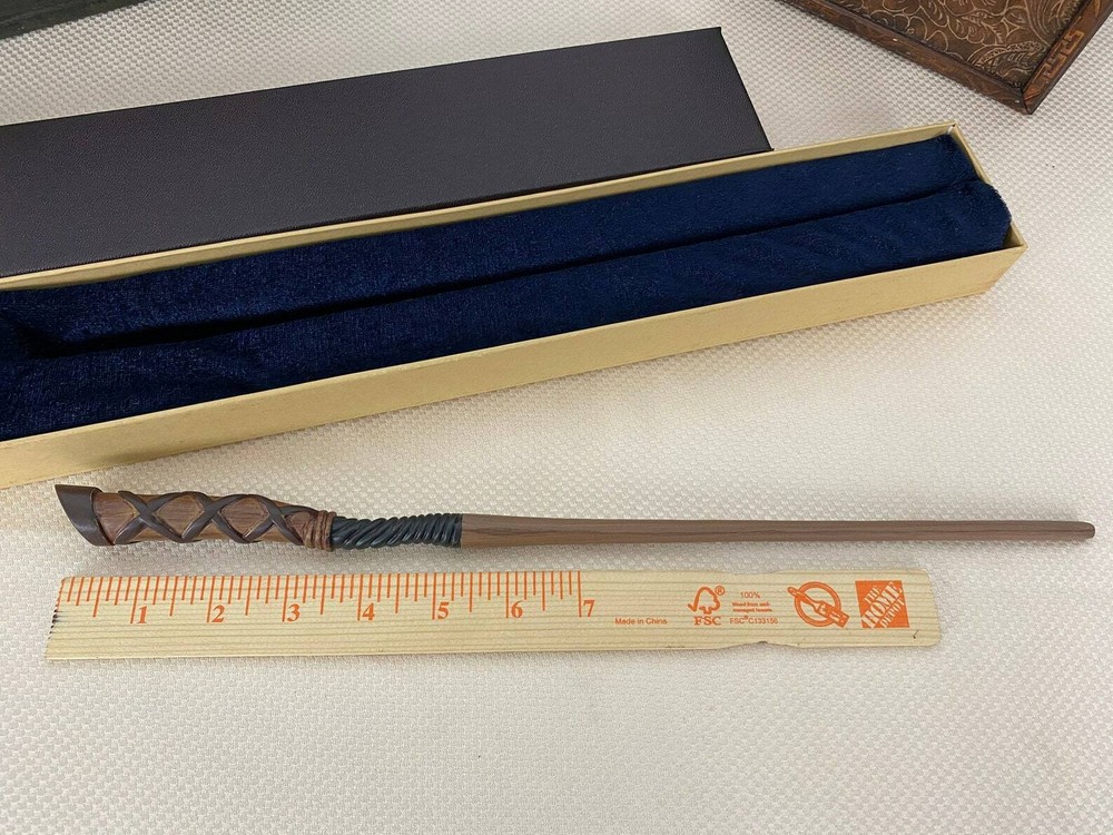 Solid Core Resin George Magic Wand, Costume Accessory with Gift Box