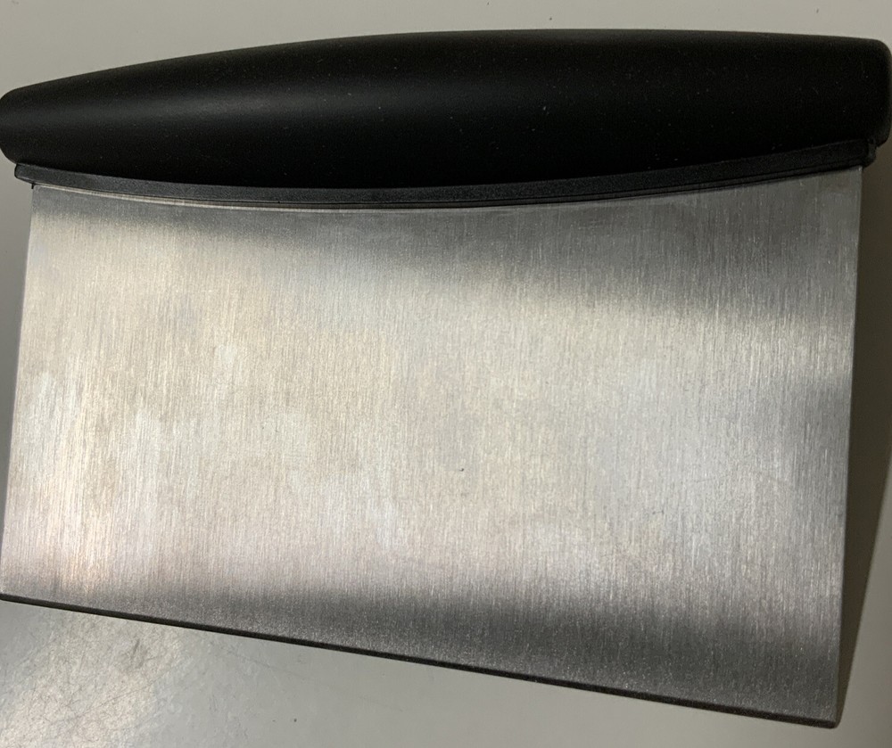 🧷 OXO SoftWorks Multi-Purpose Scraper and Chopper, GREAT👌