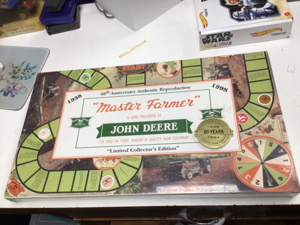 JOHN DEERE MASTER FARMER 60th ANNIVERSARY LIMITED EDITION BOARD GAME SEALED