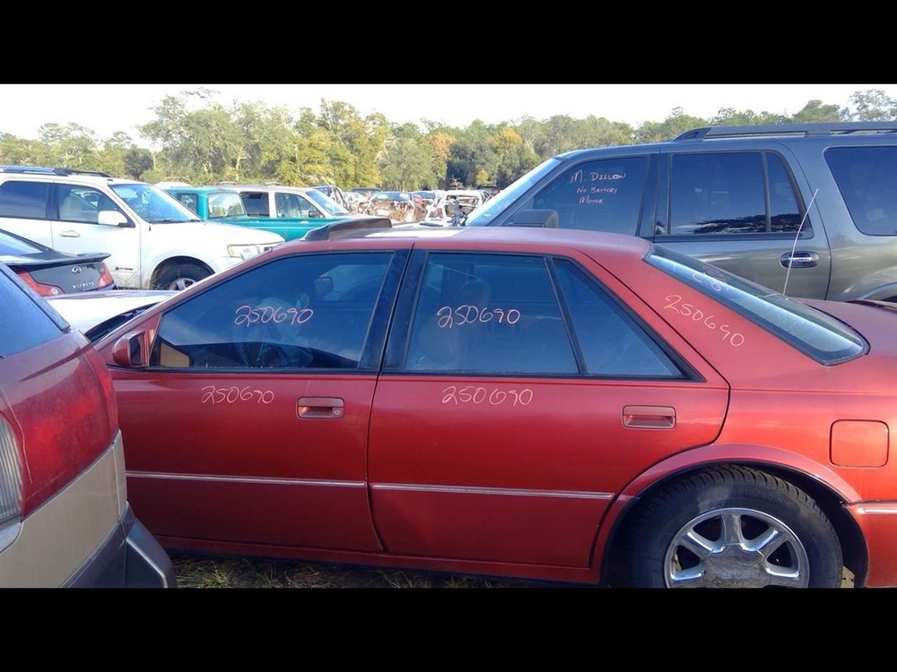 Chassis ECM Temperature Fits 97-99 DEVILLE 1171827