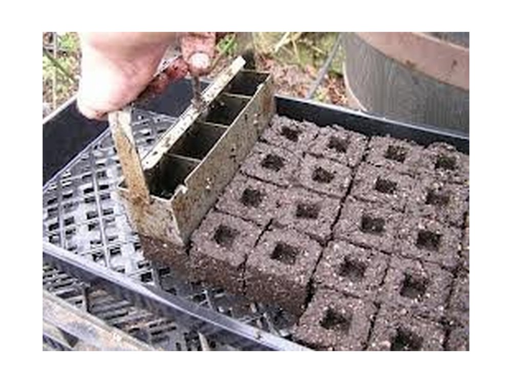 Ladbrooke Genuine Soil Block Maker - 5-Pc. Essentials Nesting System Includes...