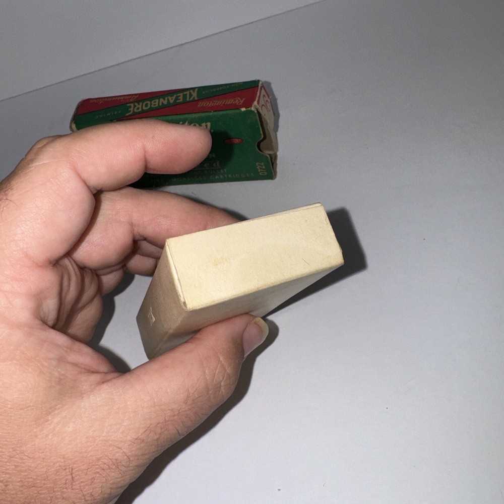 Empty Ammo box Remington Kleanbore 222 Remington