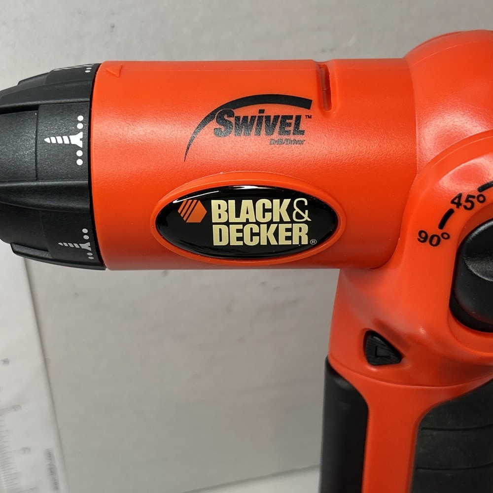 Black & Decker Swivel Drill/Driver XD1200 w/ Case