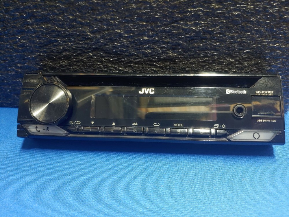 kd-td71bt faceplate very clean tested