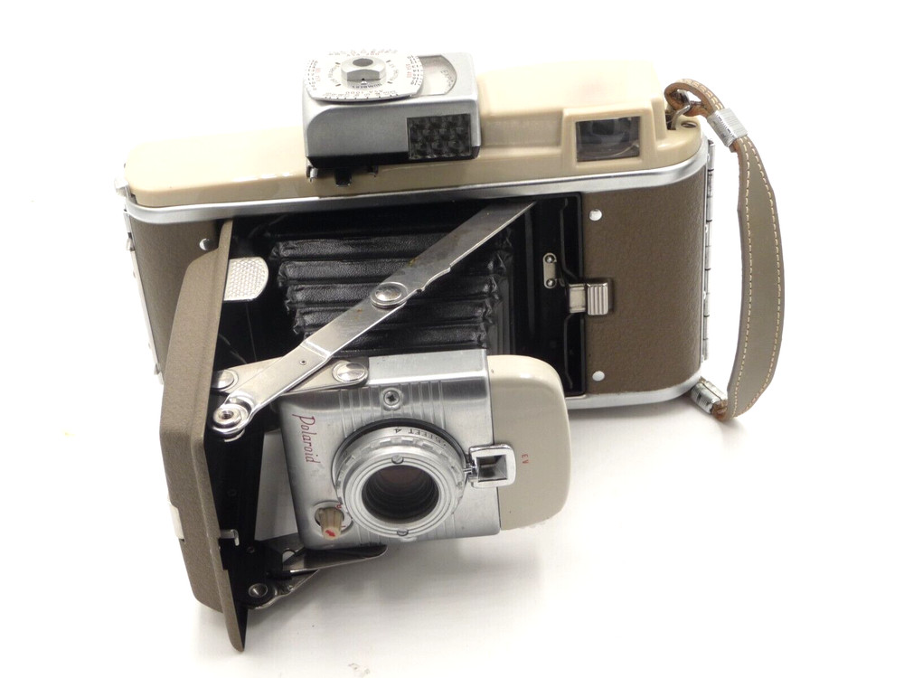 Polaroid Highlander Land Camera Model 80A with flash, light meter and case