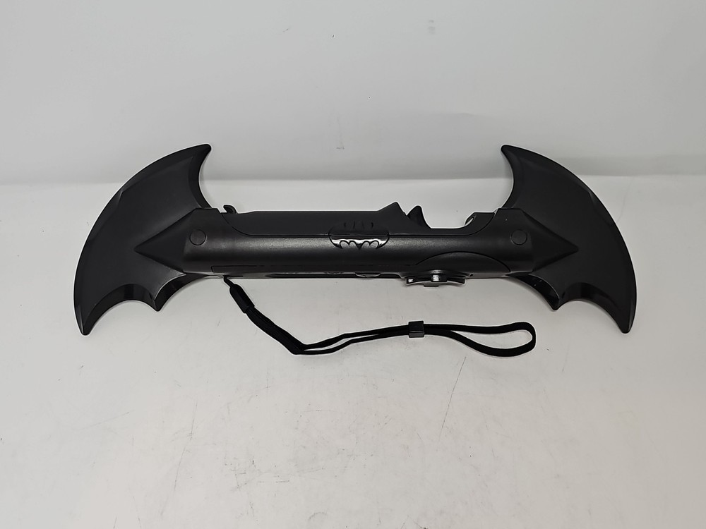 2017 Skyrocket Wii Batman Controller Remote Batwing Batarang Model 01764