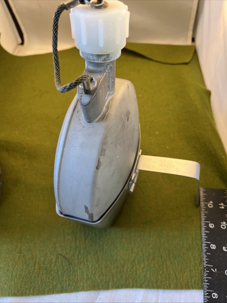 US Army Arctic canteen